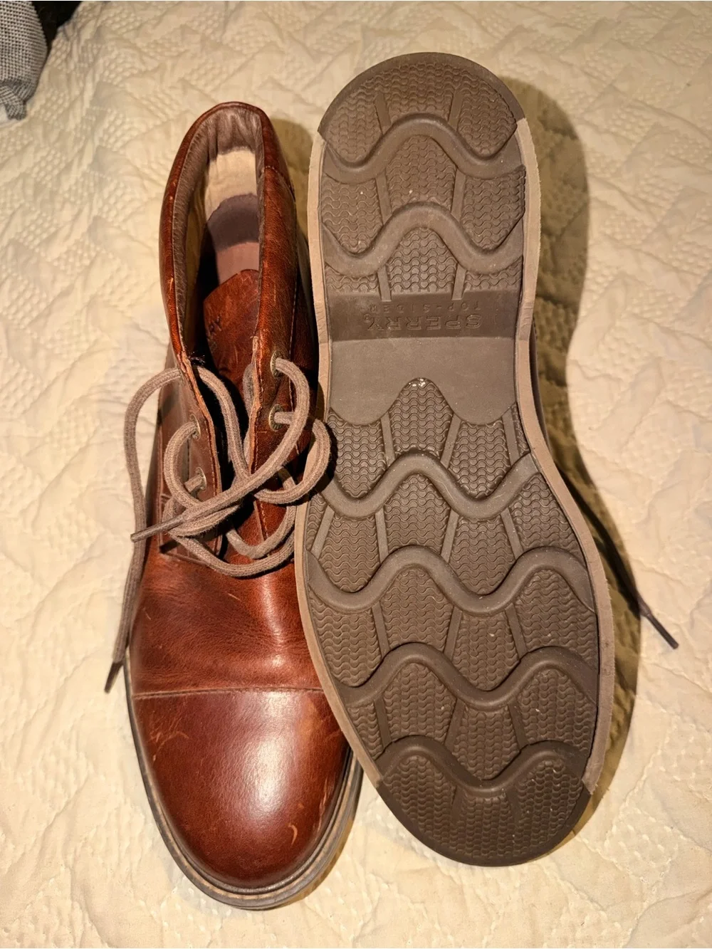 Sperry Men’s Chestnut Brown Leather Chukka Boots